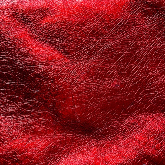 Metallic calfskin Clutch - Picture 2 of 3